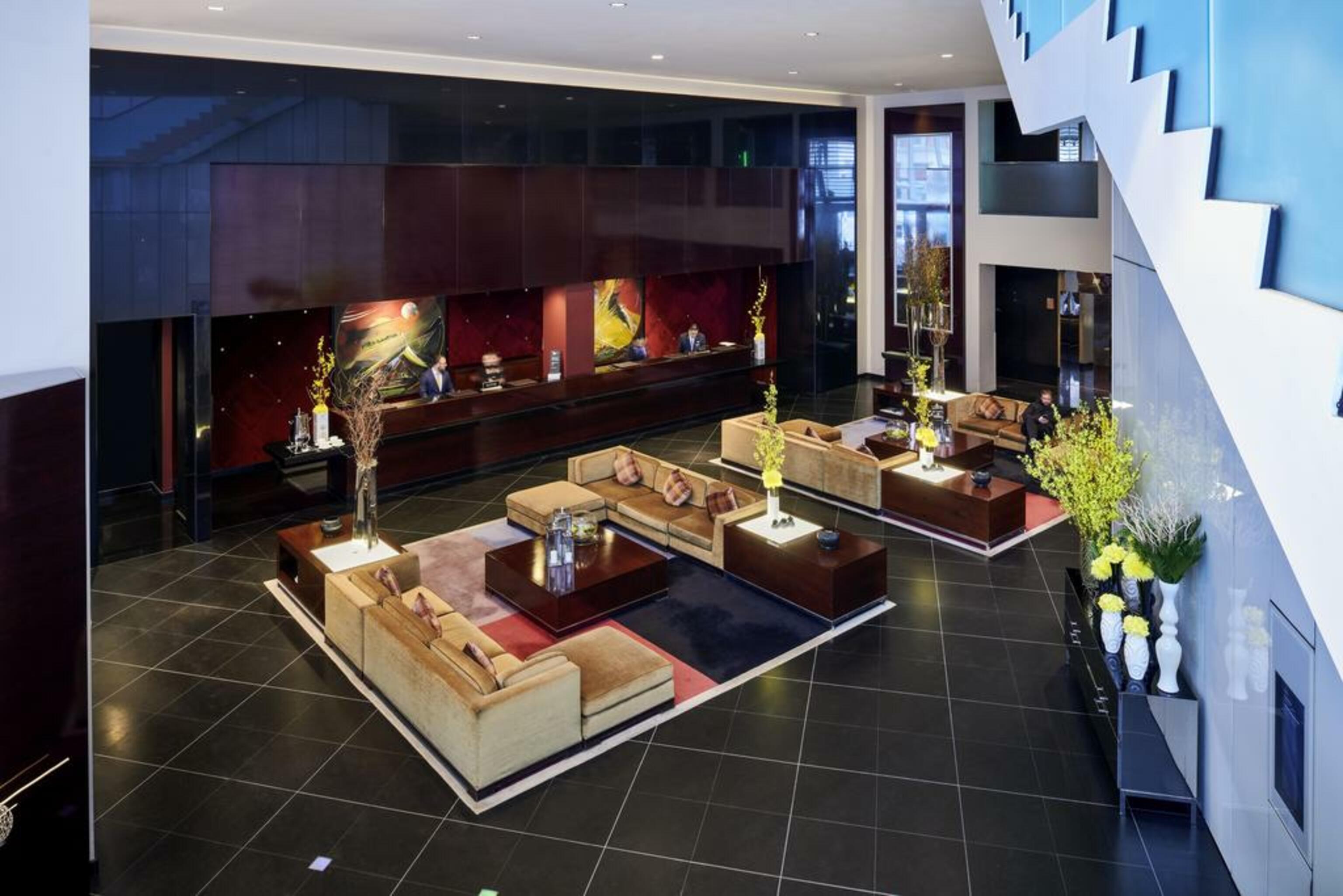 Sofitel Chicago Magnificent Mile Hotel Екстериор снимка The lobby of the hotel