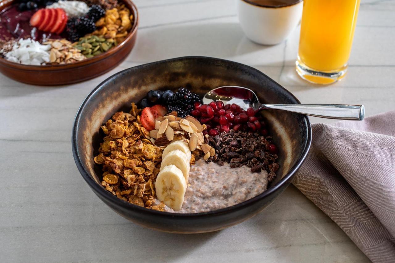 Sofitel Chicago Magnificent Mile Hotel Екстериор снимка Chia pudding