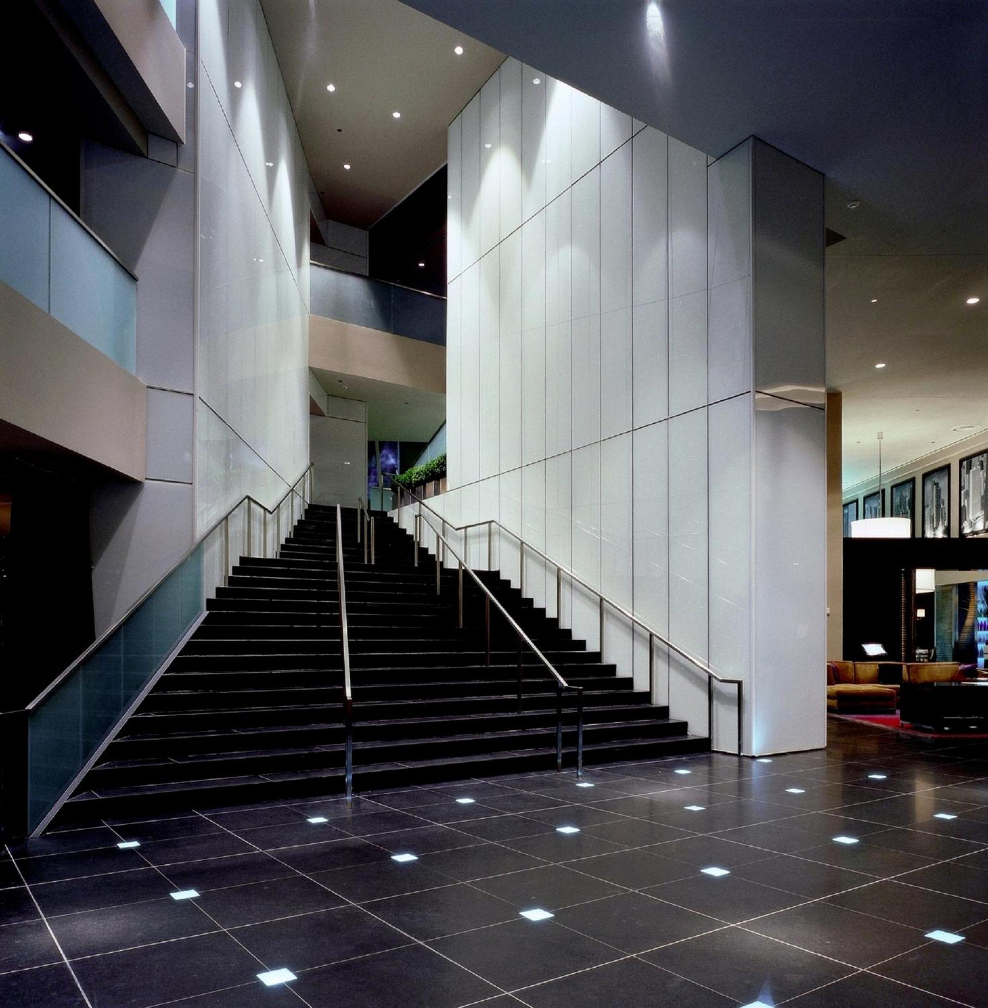 Sofitel Chicago Magnificent Mile Hotel Интериор снимка Interior of the hotel
